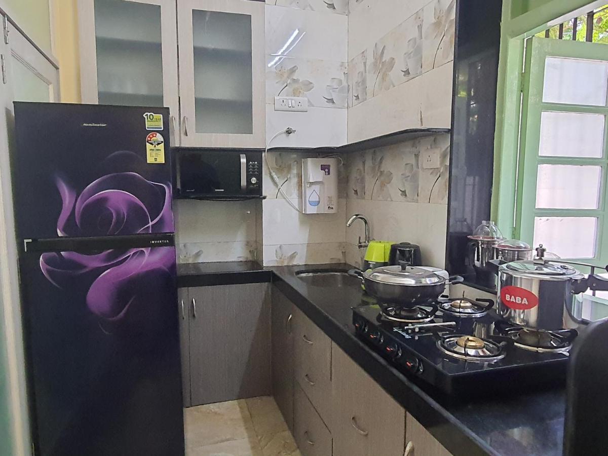 Osi Apartments Khar West Mumbai  Buitenkant foto