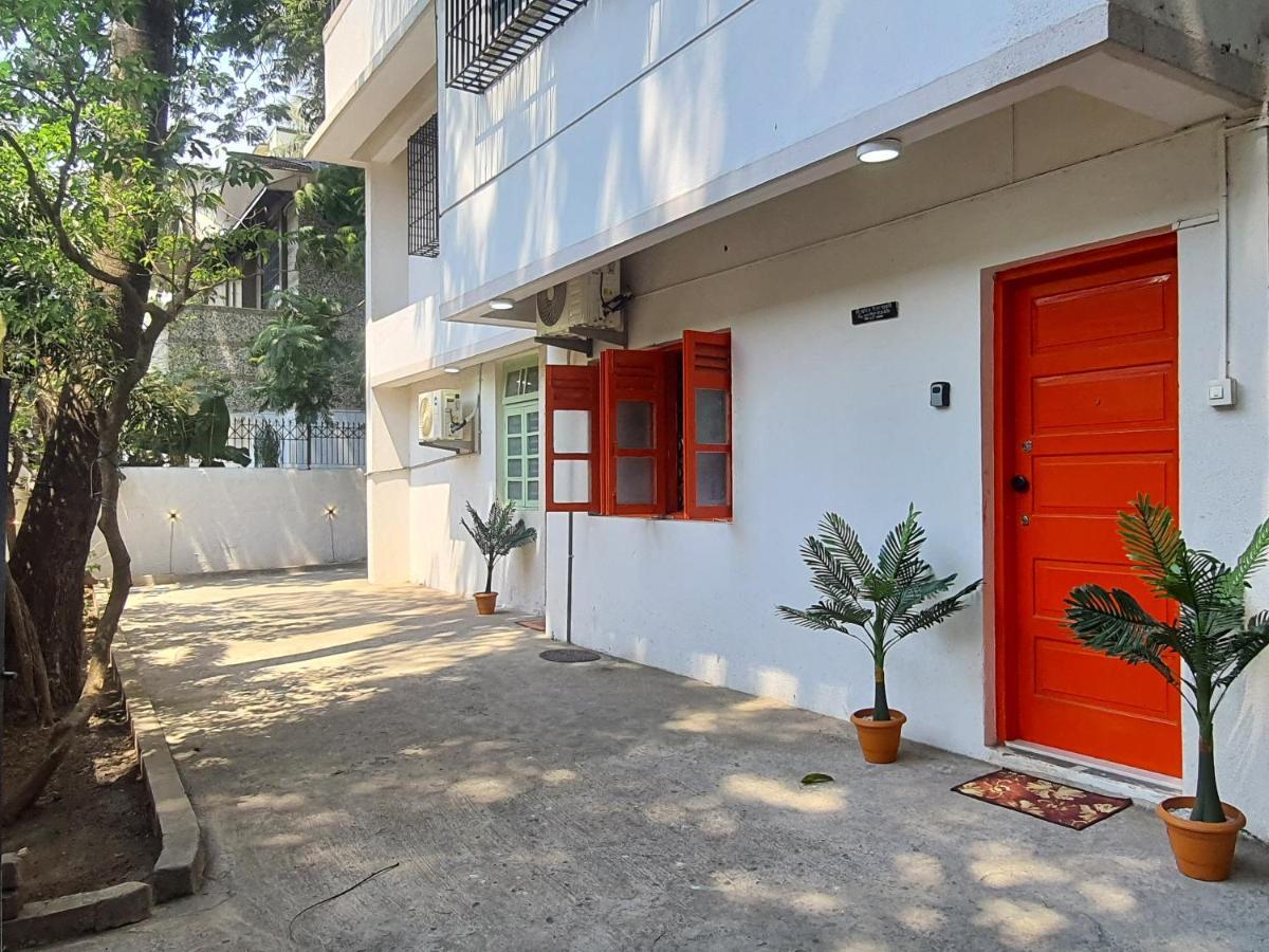 Osi Apartments Khar West Mumbai  Buitenkant foto